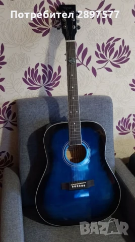 Продавам акустична китара в перфектно състояние , снимка 1