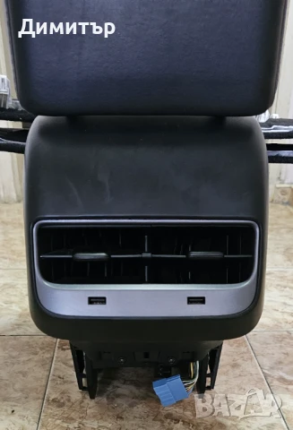 Тесла 3 Централна конзола, снимка 4 - Части - 50837315