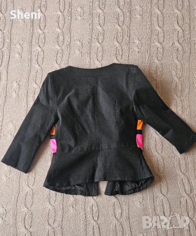 Сако Elizabeth, 38 размер, снимка 3 - Сака - 50755685