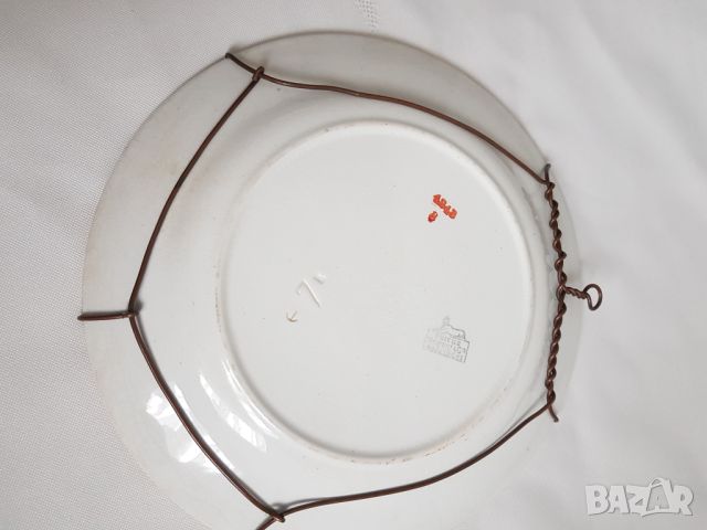Стара порцеланова чиния за стена, снимка 3 - Антикварни и старинни предмети - 45741291
