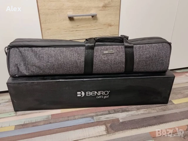 Карбонов статив BENRO TTOR24CLV с флуидна глава S4PRO, снимка 2 - Чанти, стативи, аксесоари - 50968567