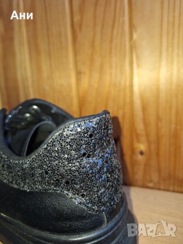 Tendenz черни сникърси с блестящи връзки , снимка 5 - Дамски ежедневни обувки - 46413222