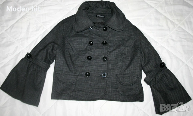 Дамски сака, снимка 14 - Сака - 54286997