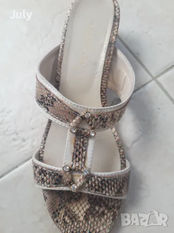 Продавам  3  чифта обувки , снимка 3 - Дамски ежедневни обувки - 50041864