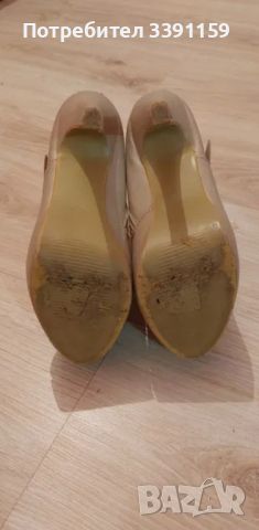 Дамски обувки на ток, снимка 4 - Дамски елегантни обувки - 46473750