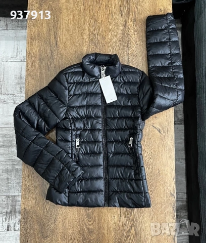 Дамско черно яке 