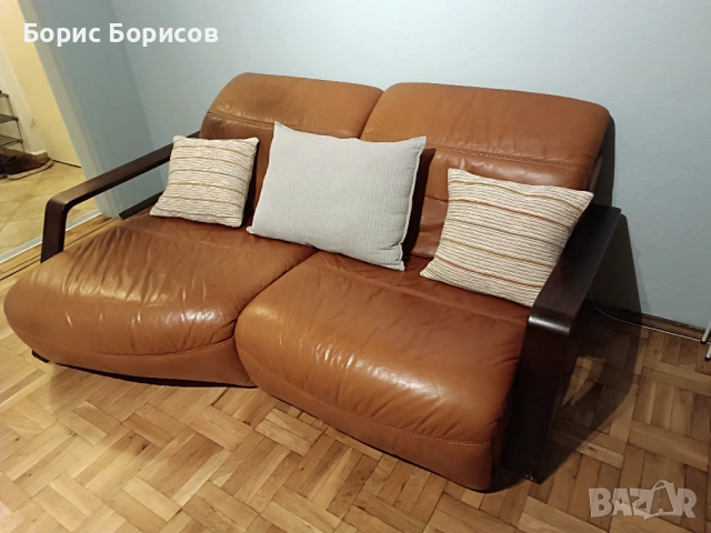 Кожен диван 