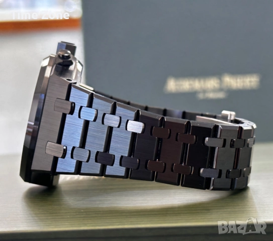 Audemars Piguet Royal Oak Chronograph 41mm Black Ceramic 50th Anniversary, снимка 12 - Мъжки - 52999444