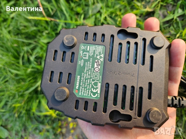 Комплект, зарядно и батерия Parkside 12V., снимка 4 - Други инструменти - 54278521