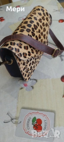 Дамска чанта естествена кожа, снимка 8 - Чанти - 53582449