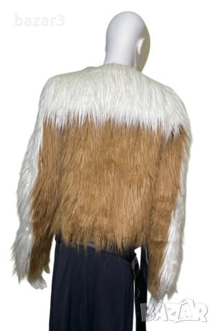 Elisabetta Franchi яке от изкуствен косъм, снимка 3 - Якета - 53727178