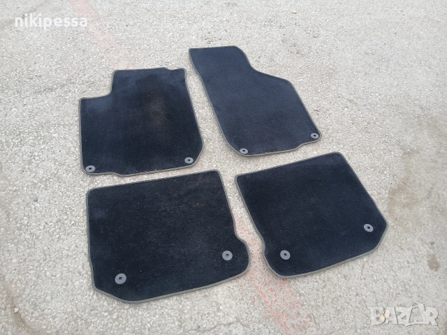 Заводски мокетени стелки за vw golf 5,6 , jetta , passat 5,6 , touran, снимка 2 - Аксесоари и консумативи - 53908827
