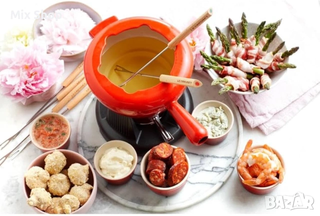 Нов Комплект за фондю от чугун Le Creuset с емайлирана дръжка от чугун, снимка 3 - Други стоки за дома - 54264721
