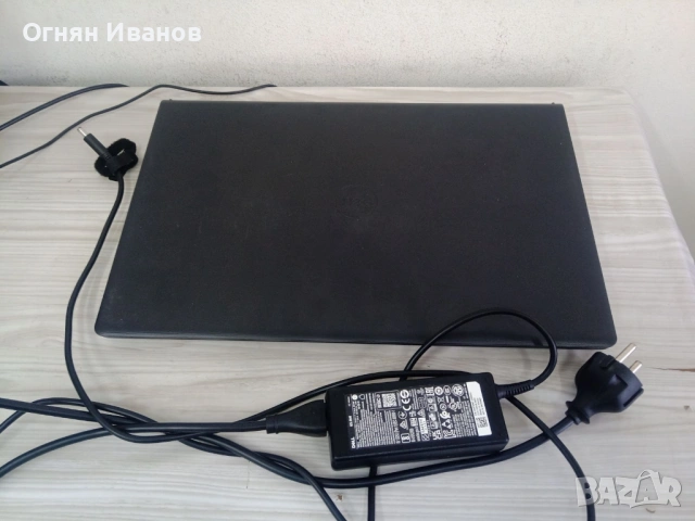 Лаптоп Dell Vostro 15 3510