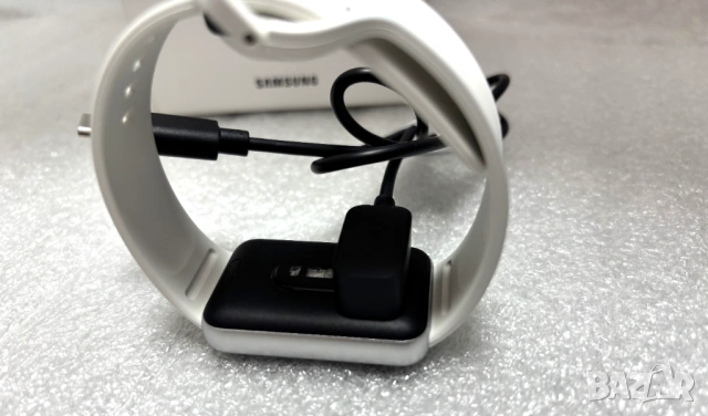 Смарт фитнес гривна Samsung Galaxy Fit3 R390, снимка 13 - Смарт гривни - 53340646