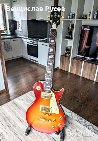 Vintage V100 Cherry Sunburst, 2010, Корея, снимка 1