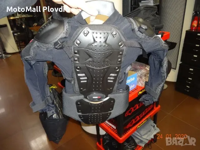 Underdog детска протекторна жилетка размери s m дете ризница мото, снимка 2 - Аксесоари и консумативи - 49297071