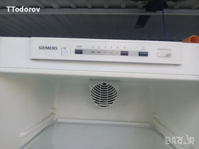 Хладилник, охладител Siemens KS38RX31/04 , снимка 3 - Хладилници - 54252739