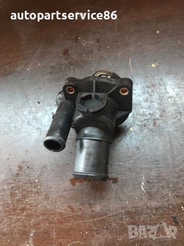 Капак на термостат 2.0 бензин за Mazda 6 (2004) 5447271, 5385296, 5603485 