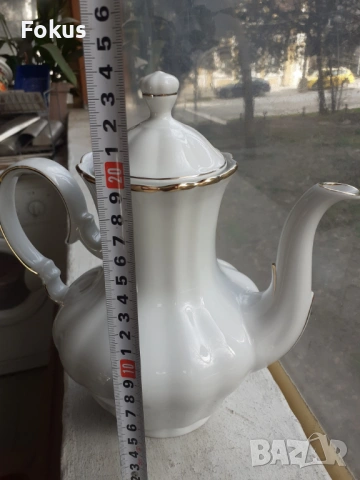 Чайник немски порцелан с златен кант, снимка 7 - Антикварни и старинни предмети - 53388636