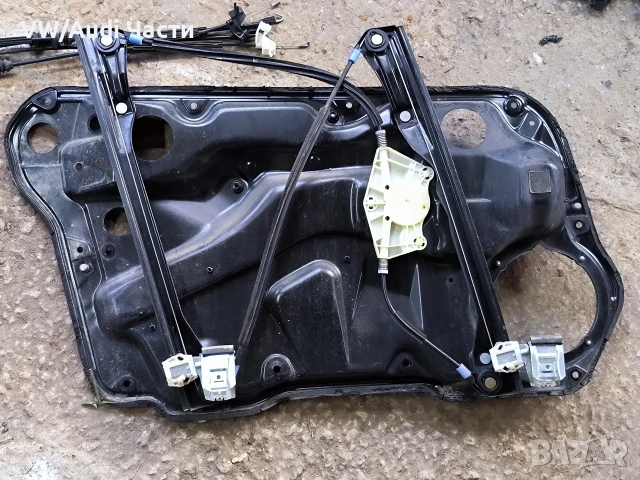 Преден десен стъклоповдигач механизъм врата за Голф 4 VW Golf 4 1J4837756F, снимка 2 - Части - 53883448