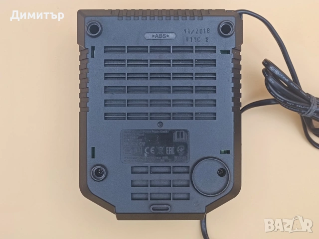 Bosch AL 3620 CV зарядно 14.4 - 36V, снимка 3 - Винтоверти - 54286170