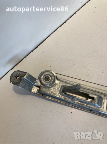 Заден десен регулатор на стъкло с мотор за Jeep Compass (2009) 05074822AA, снимка 3 - Части - 53499020