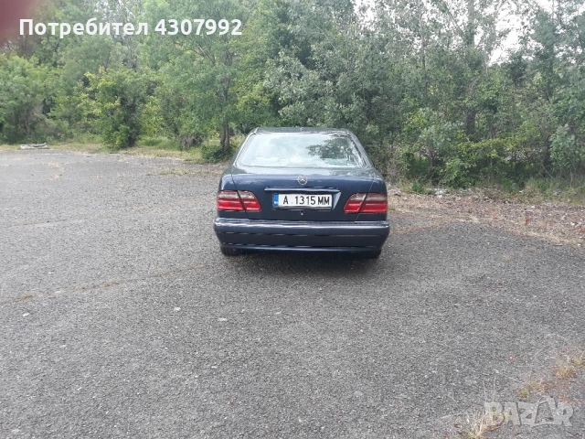 Мерцедес Е270 ръчка2000г дизел , снимка 4 - Автомобили и джипове - 50911377