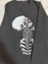 Тениска дълъг ръкав със скелет, снимка 1 - Тениски - 45411061