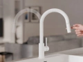 Бял смесител за кухня с изтегляща глава, 2 режима на струя - 9010, снимка 7