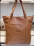 Дамска чанта - елегантен и траен избор за всяка дама с изискани вкусове, снимка 1