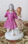 Старинна порцеланова статуетка , снимка 2