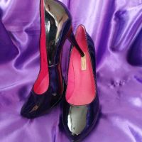 42D Buffalo London Черни лачени обувки с висок ток , снимка 10 - Дамски ежедневни обувки - 45431132