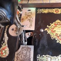 Стара шевна машина Сингер , снимка 4 - Антикварни и старинни предмети - 45901953