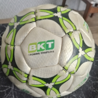 Футболна топка , снимка 1 - Футбол - 44937623