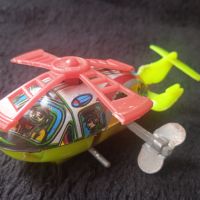 Самолетче / Вертолетче с ключе и навиващ се механизъм , снимка 2 - Колекции - 45318619