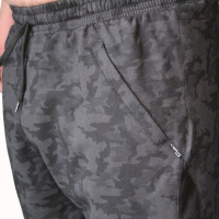 Камуфлажни шорти (003), снимка 2 - Къси панталони - 45054383