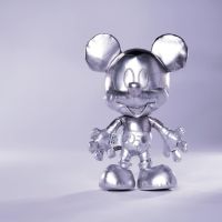 Плюшена играчка в сребристо Disney Mickey Mouse, снимка 2 - Плюшени играчки - 45196691