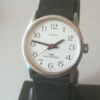 Часовник TIMEX. Vintage watch. Water resistant. Механичен механизъм. Като нов! , снимка 1 - Дамски - 45843254