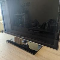 Продавам 3D SMARTтелевизор SAMSUNG UE32D6100SW, снимка 1 - Телевизори - 45778763