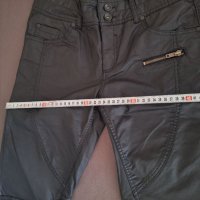 Дамски панталон 28 размер, снимка 3 - Панталони - 45110018