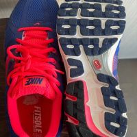 ЧИСТО НОВИ женски маратонки на Nike - номер 42 , снимка 6 - Маратонки - 45128492