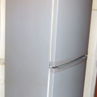 Продавам Хладилник CANDY, снимка 4 - Хладилници - 45002627