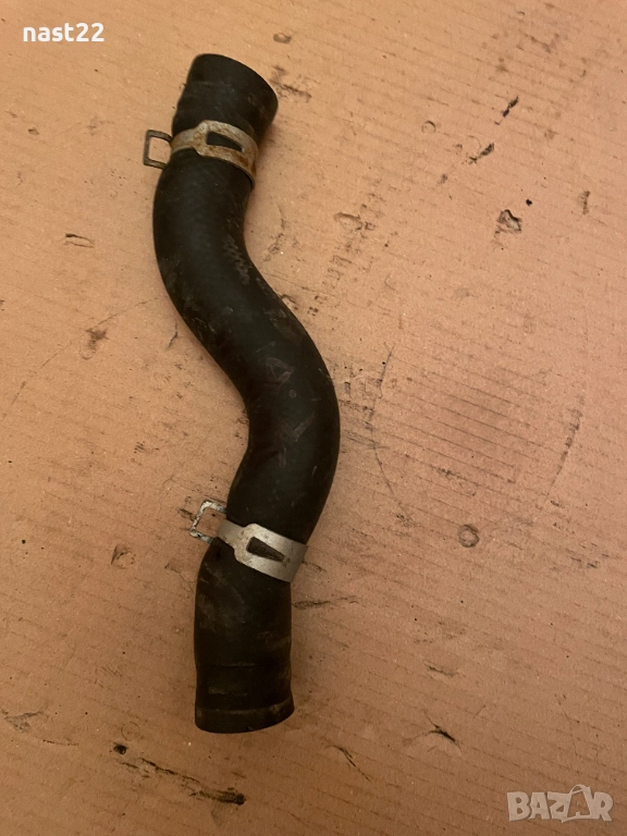 Маркуч за радиатор долен за Сузуки Гранд Витара 1998-2005 год 1.6 97 к.с, снимка 1