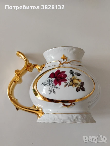 порцеланова каничка, чехословакия, за минерална вода, снимка 1