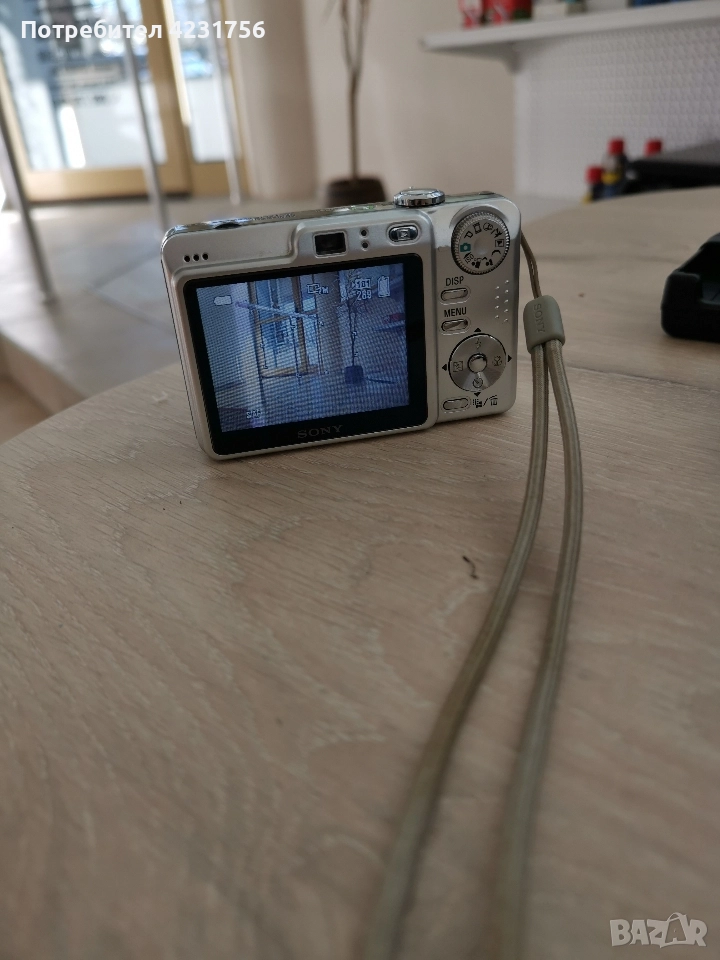 Sony CyberShot DSC-W55 - silver + HG Duo карта 1GB+ батерия + калъф, снимка 1