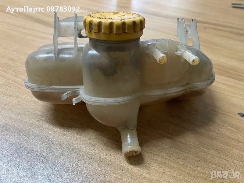   Казанче за антифриз за Opel Meriva A Minivan (05.2003 - 05.2010) 1.6 16V, 100 к.с., снимка 1