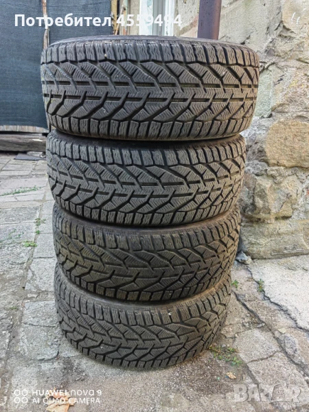 Гуми, снимка 1