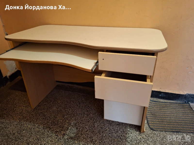 Продавам ученическо бюро, снимка 1