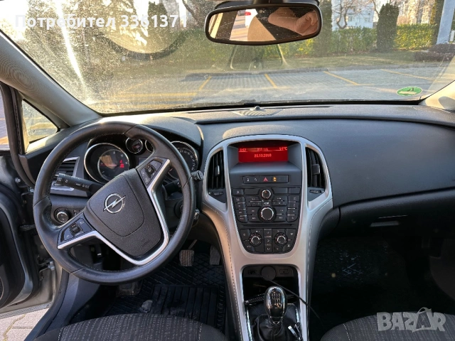 Opel Astra J, снимка 9 - Автомобили и джипове - 53784923